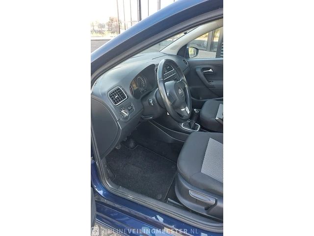 Personenauto volkswagen, polo - 1.2 tdi bluemotion comfortline, blauw, bouwjaar 2011 - afbeelding 31 van  48