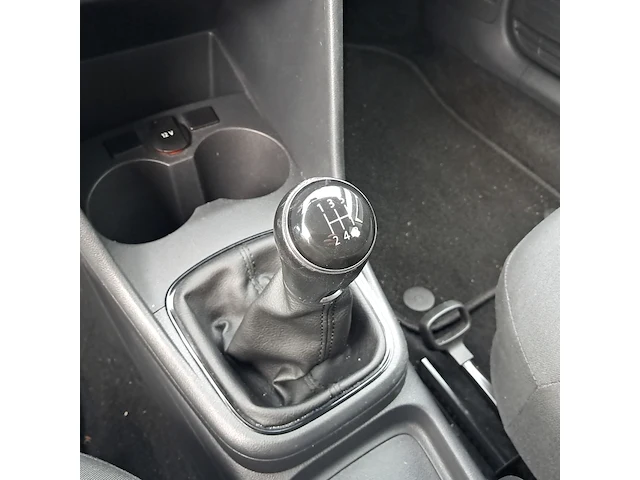 Personenauto, volkswagen, polo 1.0, 2014 - afbeelding 24 van  49