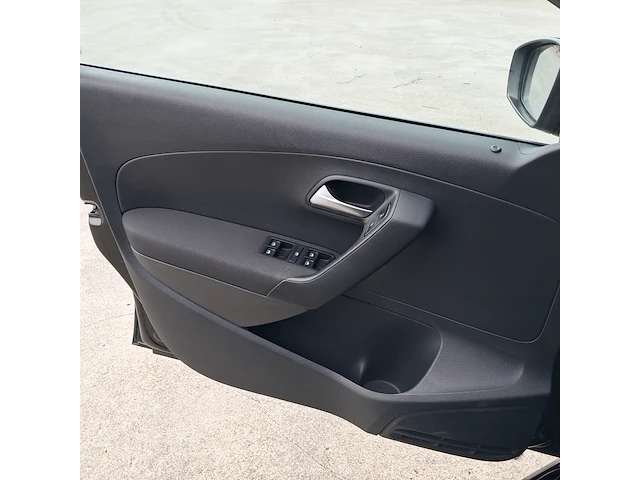 Personenauto, volkswagen, polo 1.0, 2014 - afbeelding 26 van  49
