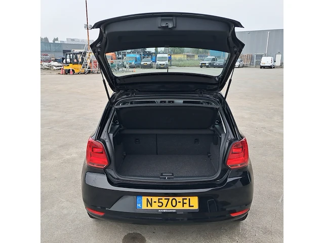 Personenauto, volkswagen, polo 1.0, 2014 - afbeelding 31 van  49