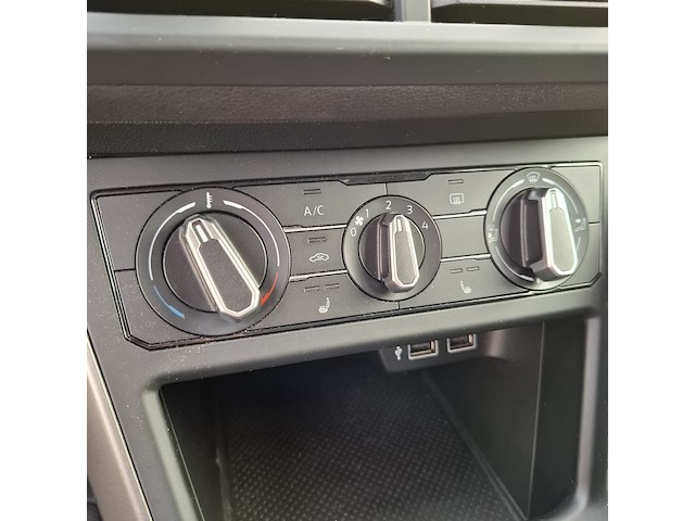 Personenauto, volkswagen, polo 1.0, 2020 - afbeelding 19 van  45