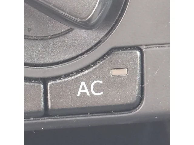 Personenauto volkswagen, polo 1.2-12v bluemotion, bouwjaar 2011 - afbeelding 13 van  61