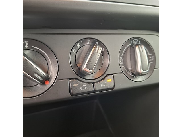 Personenauto, volkswagen, polo 1.2, 2011 - afbeelding 28 van  45