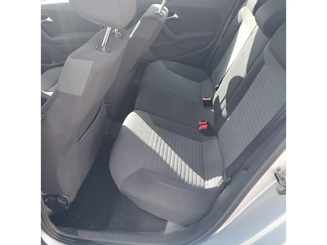 Personenauto volkswagen, polo 1.2 tdi, grijs, bouwjaar 2011 - afbeelding 3 van  34