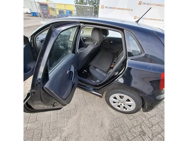Personenauto volkswagen, polo 1.2 tdi, zwart, bouwjaar 2011 - afbeelding 7 van  45