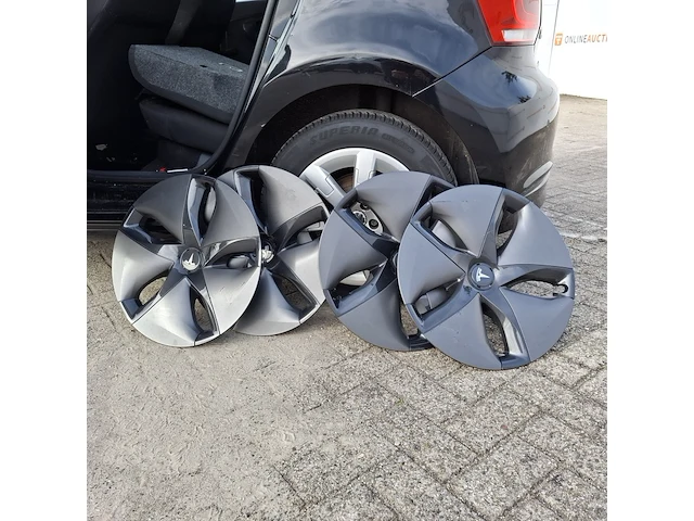 Personenauto volkswagen, polo 1.2 tdi, zwart, bouwjaar 2011 - afbeelding 18 van  45