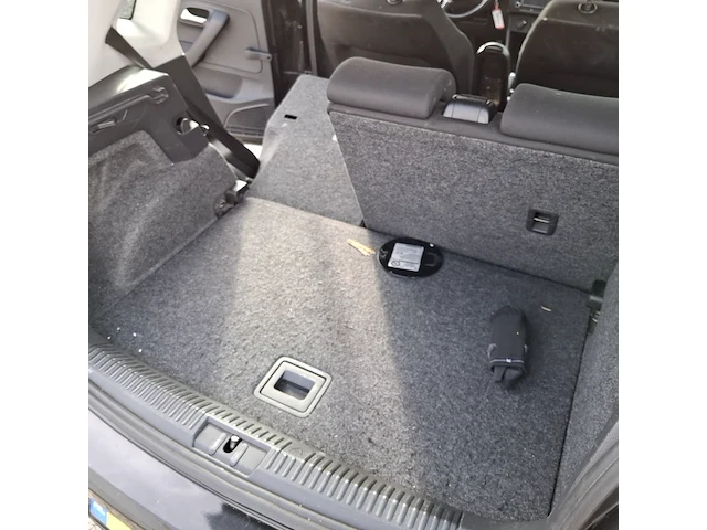 Personenauto volkswagen, polo 1.2 tdi, zwart, bouwjaar 2011 - afbeelding 38 van  45