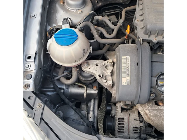 Personenauto, volkswagen, polo 1.4-16v optive, 2007 - afbeelding 18 van  49