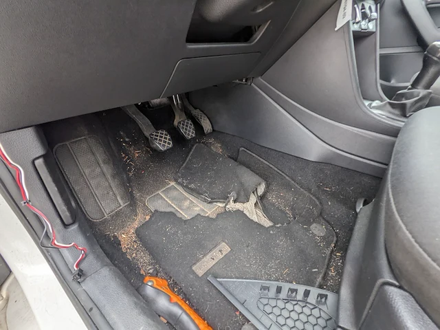 Personenauto volkswagen, polo 1.6 tdi, bouwjaar 2010 - afbeelding 21 van  51