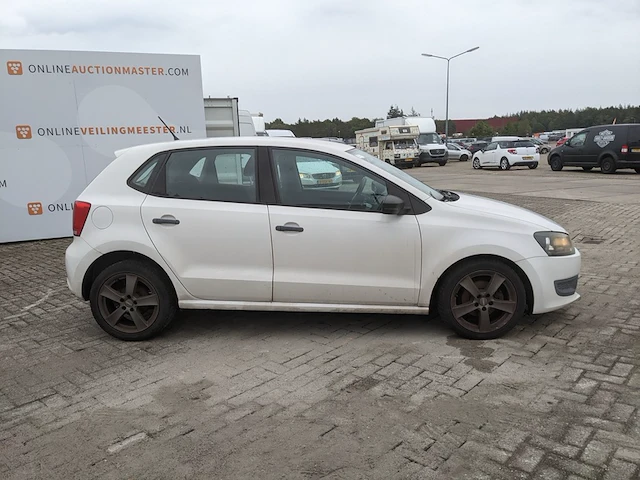 Personenauto volkswagen, polo 1.6 tdi, bouwjaar 2010 - afbeelding 34 van  51