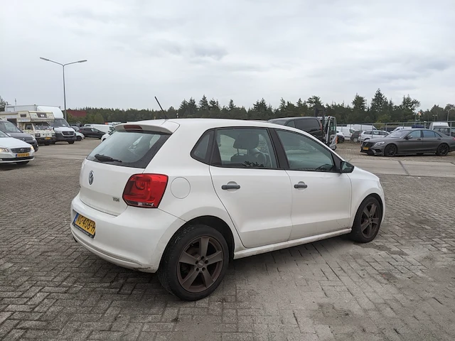 Personenauto volkswagen, polo 1.6 tdi, bouwjaar 2010 - afbeelding 45 van  51