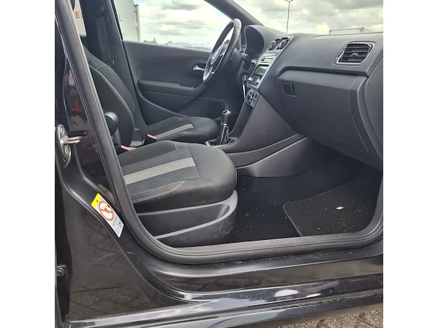 Personenauto volkswagen, polo 1.6tdi, bouwjaar 2013 - afbeelding 27 van  46