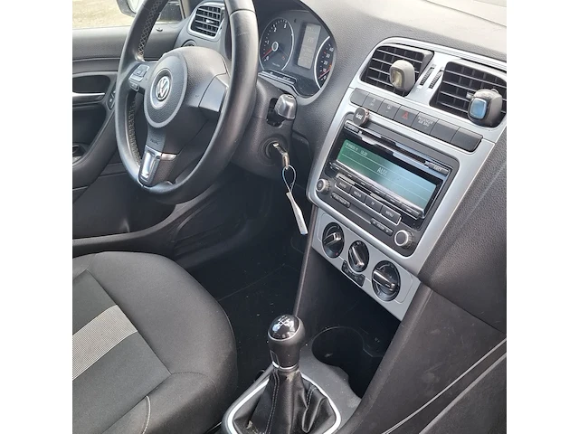 Personenauto volkswagen, polo 1.6tdi, bouwjaar 2013 - afbeelding 28 van  46