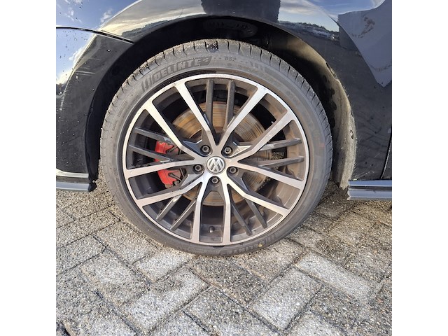 Personenauto volkswagen, polo 1.8, zwart, bouwjaar 2017 - afbeelding 27 van  57