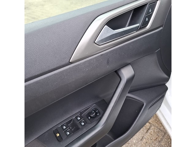 Personenauto volkswagen, polo, wit, bouwjaar 2019 - afbeelding 6 van  44