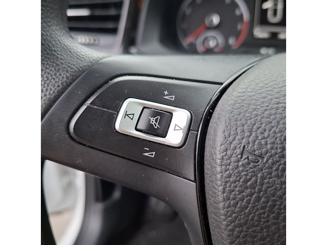 Personenauto volkswagen, polo, wit, bouwjaar 2019 - afbeelding 8 van  44