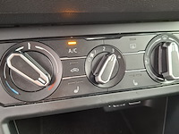 Personenauto volkswagen, polo, wit, bouwjaar 2019 - afbeelding 17 van  44