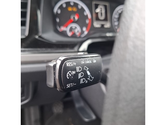 Personenauto volkswagen, polo, wit, bouwjaar 2019 - afbeelding 20 van  44