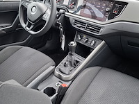 Personenauto volkswagen, polo, wit, bouwjaar 2019 - afbeelding 28 van  44