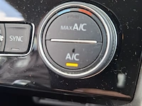 Personenauto, volkswagen, t-roc 1.5 tsi style, 2020 - afbeelding 10 van  58