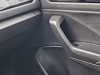 Personenauto volkswagen, t-roc 2.0 tsi 4motion r, grijs, bouwjaar 2022 - afbeelding 27 van  60