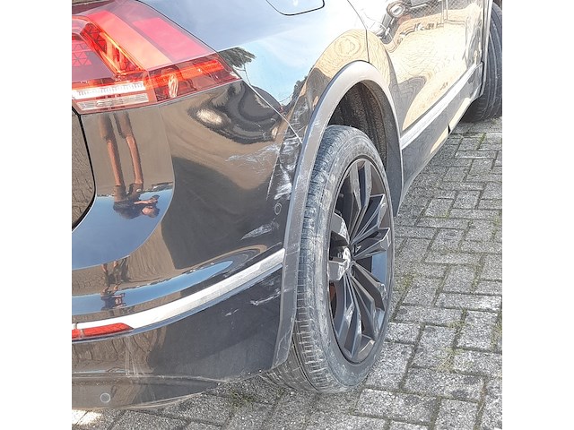 Personenauto volkswagen, tiguan 2.0 tdi 4motion highline, zwart, bouwjaar 2016 - afbeelding 6 van  61