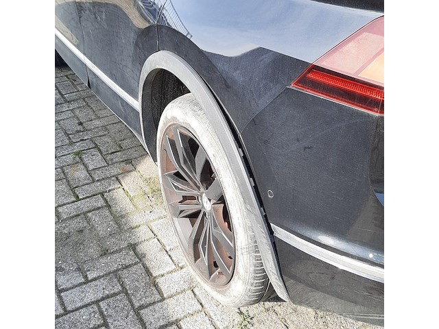 Personenauto volkswagen, tiguan 2.0 tdi 4motion highline, zwart, bouwjaar 2016 - afbeelding 8 van  61