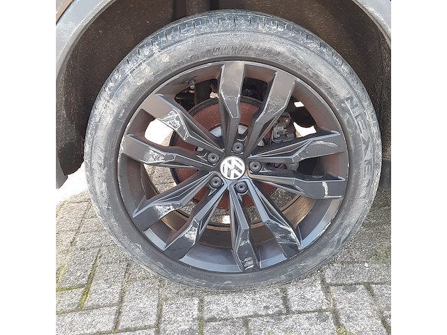 Personenauto volkswagen, tiguan 2.0 tdi 4motion highline, zwart, bouwjaar 2016 - afbeelding 14 van  61