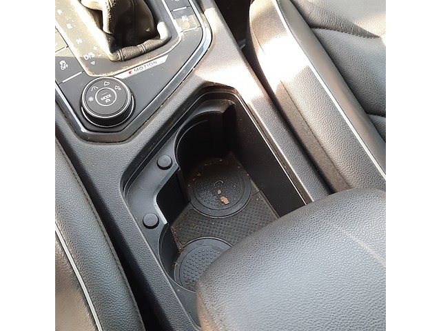 Personenauto volkswagen, tiguan 2.0 tdi 4motion highline, zwart, bouwjaar 2016 - afbeelding 32 van  61