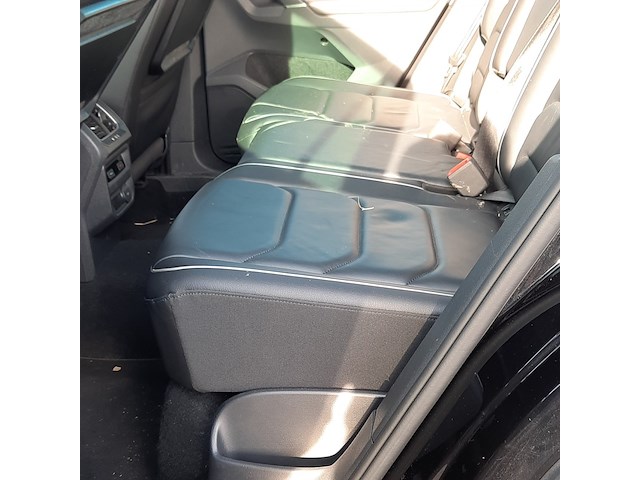 Personenauto volkswagen, tiguan 2.0 tdi 4motion highline, zwart, bouwjaar 2016 - afbeelding 47 van  61