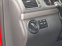 Personenauto volkswagen, touran 1.6 tdi trendline bluemotion, bouwjaar 2011 - afbeelding 24 van  57