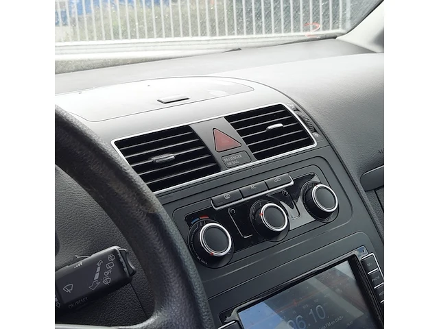 Personenauto volkswagen, touran 1.6 tdi trendline bluemotion, bouwjaar 2011 - afbeelding 27 van  57
