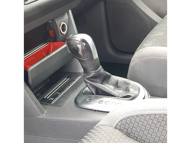 Personenauto volkswagen, touran 1.6 tdi trendline bluemotion, bouwjaar 2011 - afbeelding 30 van  57