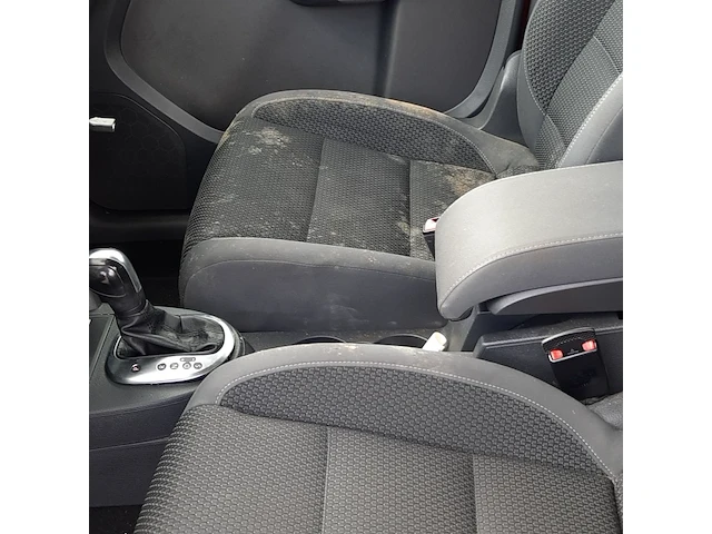Personenauto volkswagen, touran 1.6 tdi trendline bluemotion, bouwjaar 2011 - afbeelding 31 van  57
