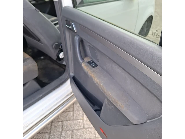 Personenauto volkswagen, touran 2.0 tdi comfortline bluemotion, bouwjaar 2013 - afbeelding 32 van  60
