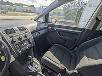 Personenauto volkswagen, touran 2.0 tdi comfortline, bouwjaar 2014 - afbeelding 5 van  53