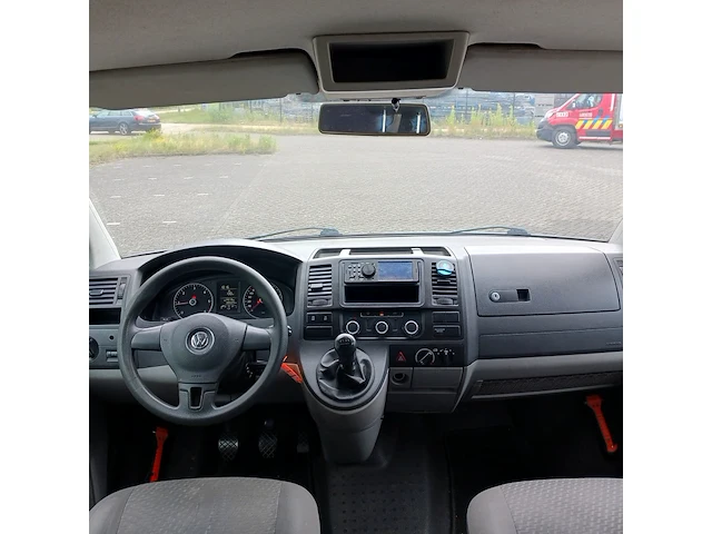 Personenauto volkswagen, transporter kombi - 2.0 tdi comfortline - 9-persoons, wit, bouwjaar 2012 - afbeelding 4 van  69