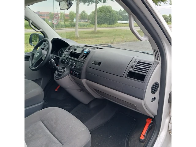 Personenauto volkswagen, transporter kombi - 2.0 tdi comfortline - 9-persoons, wit, bouwjaar 2012 - afbeelding 25 van  69