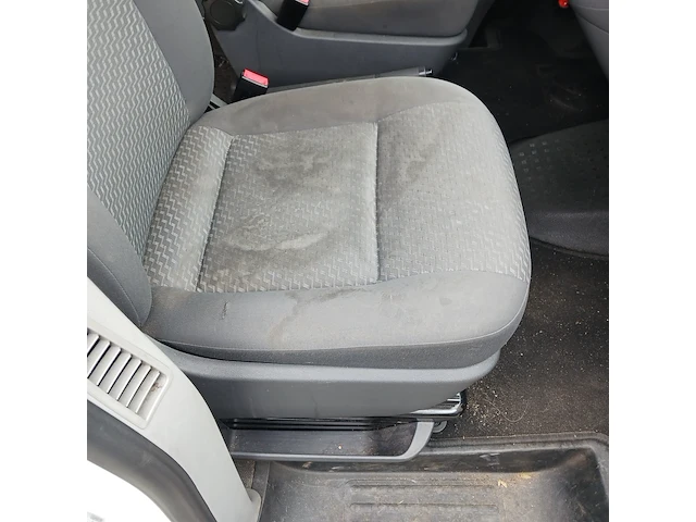 Personenauto volkswagen, transporter kombi - 2.0 tdi comfortline - 9-persoons, wit, bouwjaar 2012 - afbeelding 27 van  69