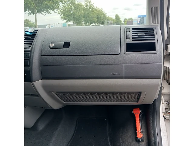 Personenauto volkswagen, transporter kombi - 2.0 tdi comfortline - 9-persoons, wit, bouwjaar 2012 - afbeelding 28 van  69
