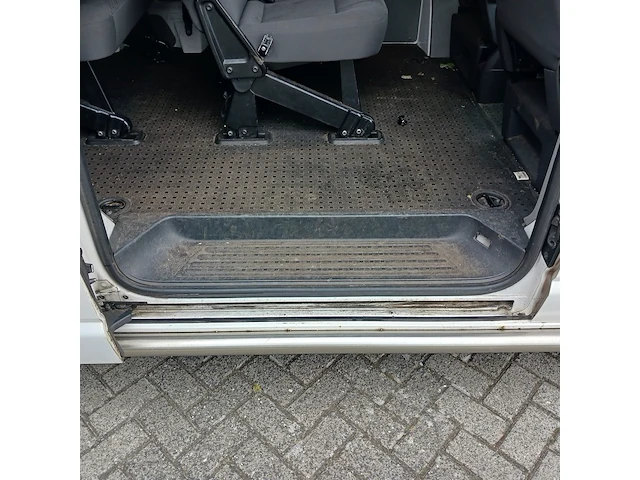 Personenauto volkswagen, transporter kombi - 2.0 tdi comfortline - 9-persoons, wit, bouwjaar 2012 - afbeelding 36 van  69