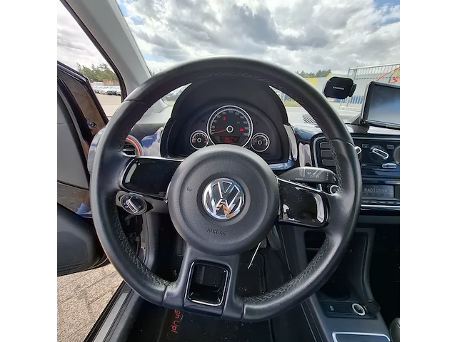 Personenauto volkswagen, up! 1.0, bouwjaar 2012 - afbeelding 3 van  26