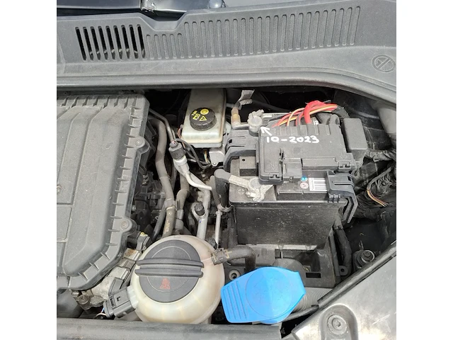 Personenauto volkswagen, up! 1.0, bouwjaar 2012 - afbeelding 18 van  26