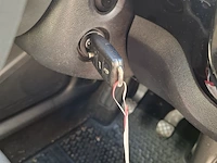 Personenauto volkswagen, up! 1.0 groove up! bluemotion, wit, bouwjaar 2014 - afbeelding 29 van  39