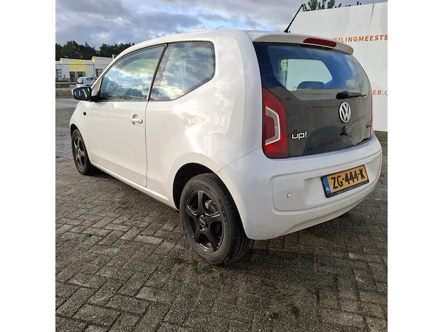 Personenauto volkswagen, up! 1.0 groove up! bluemotion, wit, bouwjaar 2014 - afbeelding 7 van  39