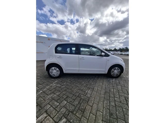 Personenauto volkswagen, up! 1.0 move up! bluemotion, bouwjaar 2013 - afbeelding 26 van  30