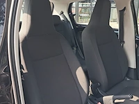 Personenauto volkswagen, up! 1.0 take up! bluemotion, zwart, bouwjaar 2013 - afbeelding 16 van  46