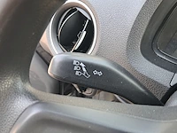 Personenauto volkswagen, up! 1.0 take up! bluemotion, zwart, bouwjaar 2013 - afbeelding 19 van  46