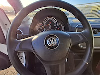 Personenauto, volkswagen, up - afbeelding 19 van  39