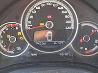 Personenauto, volkswagen, up - afbeelding 20 van  39
